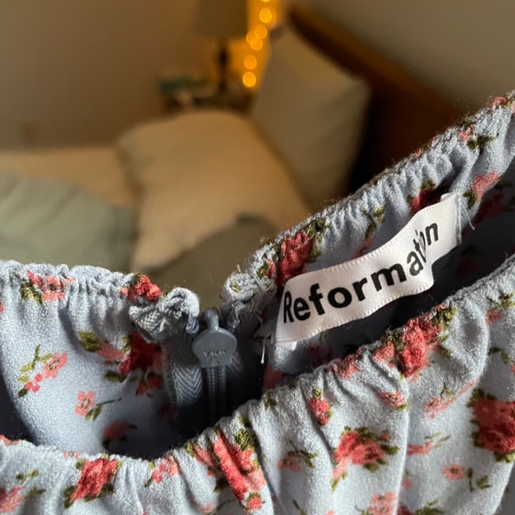 EUC Reformation Oak Dress in Petunia (Size 6) - Picture 5 of 7